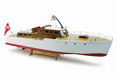 Billing Boats 1:20 Admiral - wooden hull