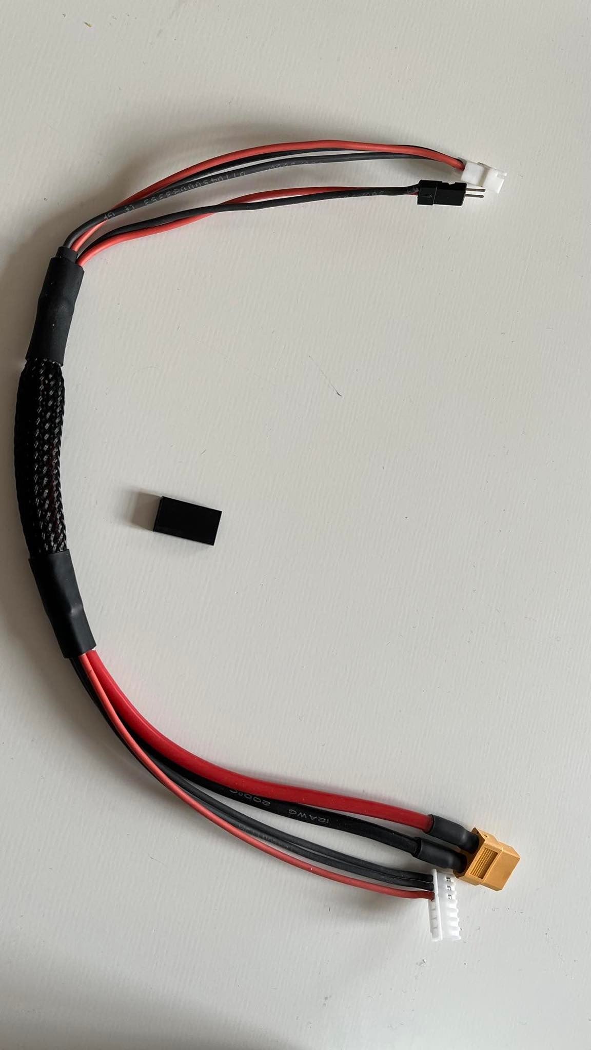 HR lade kabel sender batteri XT60 stik/Futaba, passer til SKY / Maxxam og mange andre ladere til  2 celler